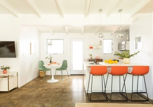 The Wesley Studio 2 by AvantStay | Retro & Spacious w/BBQ, Pool, & Spa