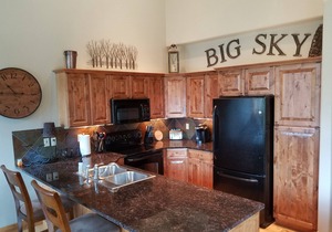 Views of Lone Peak! Great location close to Big Sky Resort!