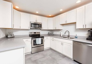 Villages North Condo - A Luxury Scottsdale Condo | Pool, Tennis & More!