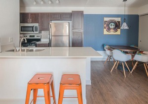 WanderJaunt | Grand | 2BR | South Scottsdale