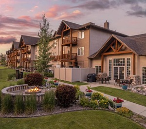 Riverfront Hotel 