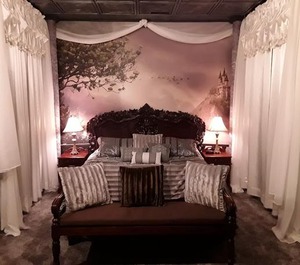 Lions Manor 