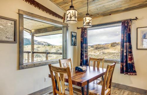 Pray House | < 1 Mi to Chico Hot Springs: Mtn-View Hideaway!