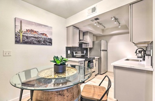 Chandler House | 1 Mi to Dtwn Chandler: Townhome w/Community Pool