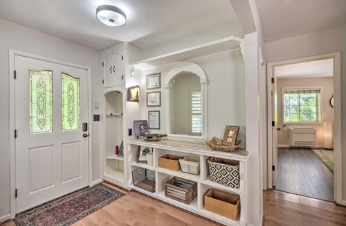 Placerville House | 1 Mi to Jenkinson Lake: ‘Apple’s Chalet’ w/Deck