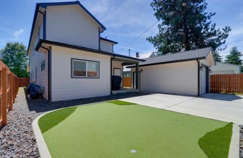 Coeur d'Alene House | 1 Mi to Lake Coeur d'Alene: Pet-Friendly Getaway