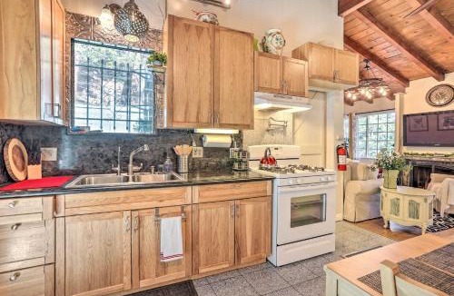 Crestline House | 1 Mi to Lake Gregory: Boho Crestline Cabin