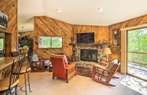 Breckenridge House | 1 Mi to Peak 7: Home w/Hot Tub in Breckenridge!