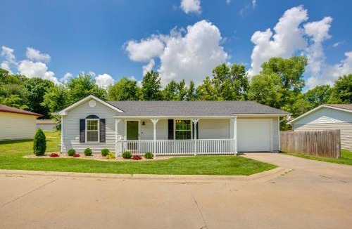 St. Joseph House | ~ 1 Mi to Shopping & Dining: Quiet St Joseph Home