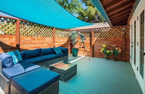West Sedona House | 1 Mi to Trails: Pet-Friendly Home in West Sedona!