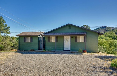 Prescott House | 1 Mi to Whiskey Row: Home w/Fire Pit & Deck