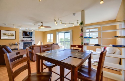 Prescott House | 1 Mi to Whiskey Row: Home w/Fire Pit & Deck