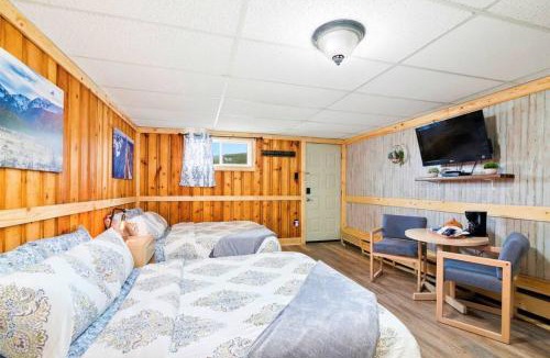 Leadville Apartment | 1 Spacious Private Room Dog Friendly Leadville