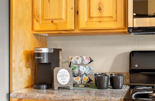 Oak Creek House | 10 Min-Buddha Beach- Oak Creek | Pet & RV Friendly