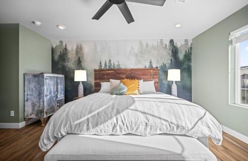 Aurora House | 10 min to DIA, Walk to the Gaylord!