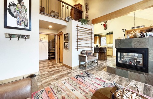 Mountain Village Condo | 102 m² Condo ∙ 1 bedroom ∙ 6 guests