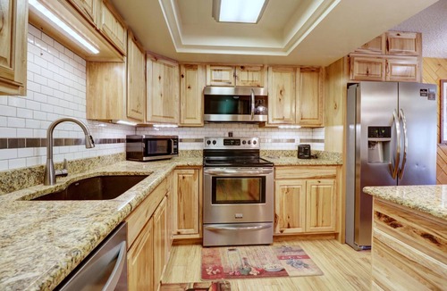 Copper Mountain Village Condo | 102 m² Condo ∙ 1 bedroom ∙ 7 guests