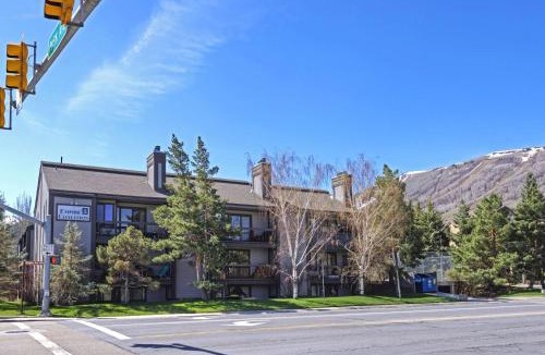 North Park City Apartment | 103 Empire Coalition Escape! Cozy Condo Close to Resort! condo