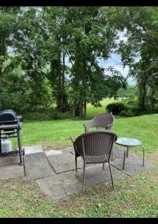 Eastside House | 105 Robert Drive