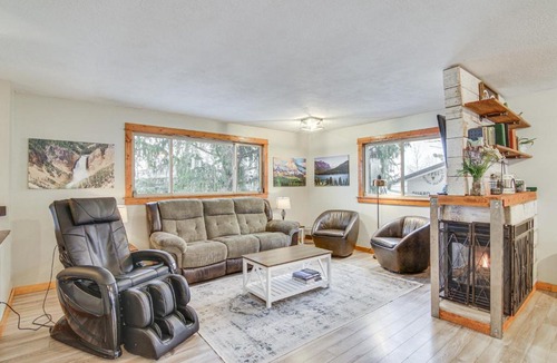 Bozeman House | 11 Mi to Bozeman: Family Home w/Movie Room!
