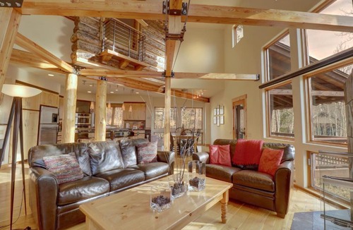 Hamilton Creek House | 11 Stormwatch Circle