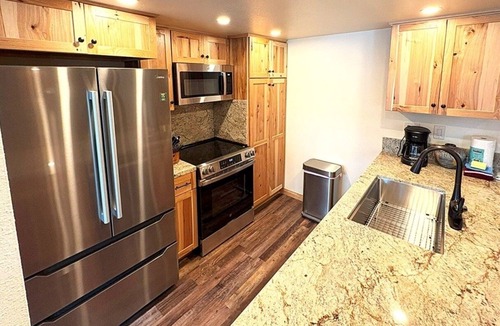 Mammoth Lakes Condo | 111 Premium