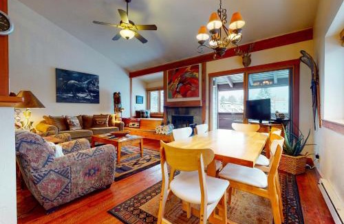 Moose Wilson Road Apartment | 1123 Indian Paintbrush