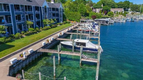 Charlevoix House | 114 Edgewater Inn