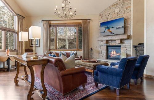 Edwards House | 115 Aspen Ridge