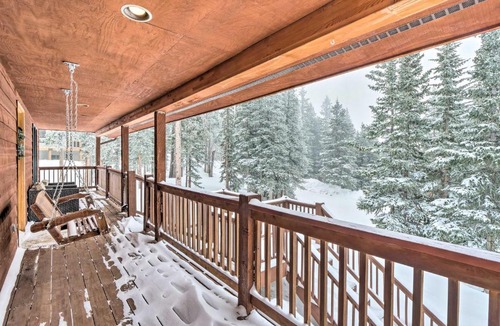 Quandary Village House | 12 Mi to Breckenridge Ski Resort: Cabin w/Hot Tub