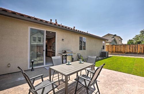 Reno House | 12 Mi to Riverwalk District: Quiet Reno Retreat