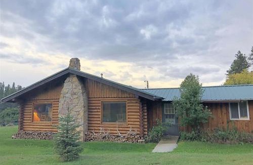 Custer House | 12 Mile Ranch