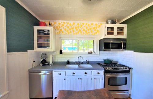 Arnolds Park Villa | 127 Hwy 71 Main House