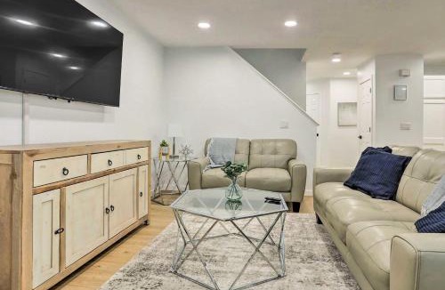 Northglenn House | 13 Mi to Dtwn Denver: Northglenn Townhome w/Patio