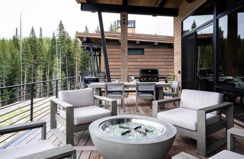 Big Sky House | 13 Speedwell Drive