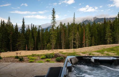 Big Sky House | 13 Speedwell Drive