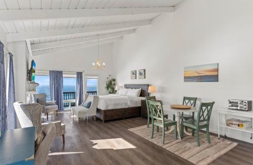South Oceanside House | 1317 S Pacific Unit B