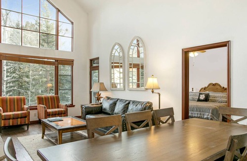 Edwards Condo | 149 m² Condo ∙ 3 bedrooms ∙ 10 guests