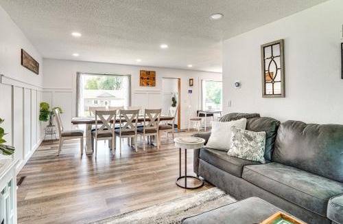 Hartford House | 15 Mi to Downtown Sioux Falls: Gem w/Yard!