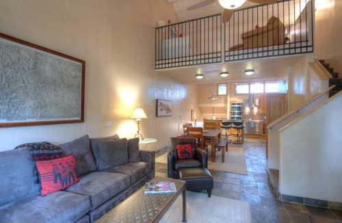 Avon House | 151 m² House ∙ 3 bedrooms ∙ 8 guests