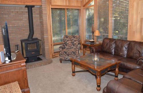 Sunriver House | 16 Yellow Pine