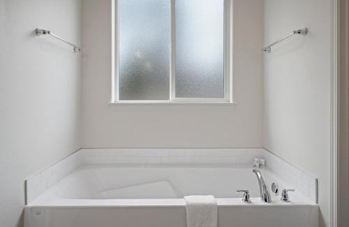 Oregon Water Wonderland House | 172 Avocet home