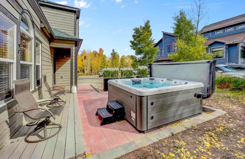 Wildernest Apartment | 173 Buffalo Drive