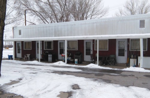 Coalville House | 1960's roadside motel in mountain country, Summit County, Utah near Park City