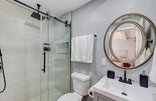 Las Vegas House | 1BR Casita Suite, Central Location, Private Bkyd