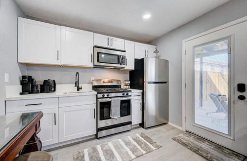 Las Vegas House | 1BR Casita Suite, Central Location, Private Bkyd