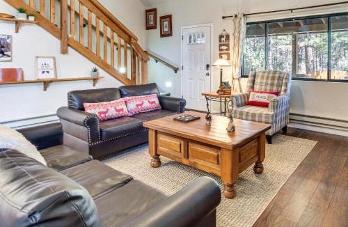 Show Low House | 2 Mi to Fool Hollow Lake: Wooded Cabin w/Fire Pit