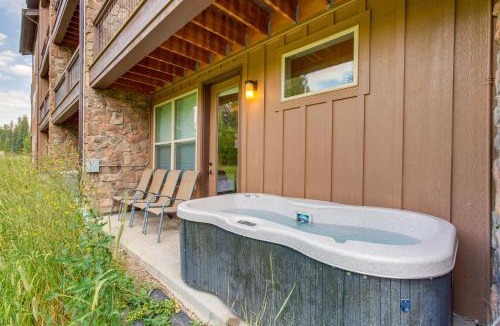 Rendezvous House | 2 Mi to Fraser River Trail: Townhome w/Hot Tub!