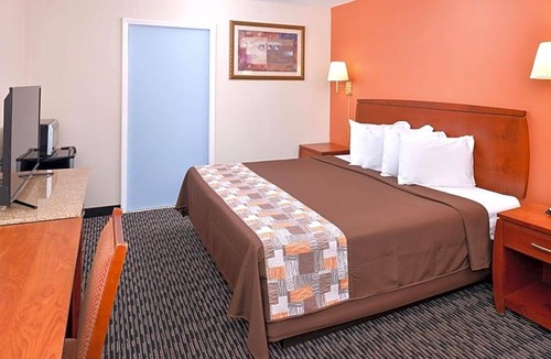 Sullivan Hotel | 2-Star Hotel ∙ Americas Best Value Inn Sullivan