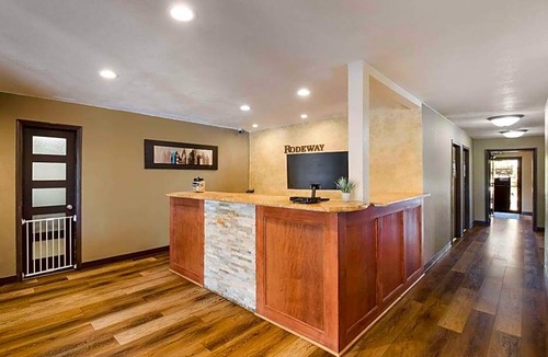 Fort Morgan Hotel | 2-Star Hotel ∙ Rodeway Inn Fort Morgan